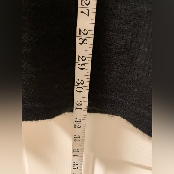 Knit sweater dress/tunic with front pocket detail. - Picture 2 of 8